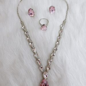 ✨ Korean Pink glass stone necklace with stud earrings & adjustable finger ring ✨ - Image 3
