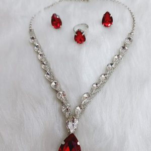 ✨ Korean RED glass stone necklace with stud earrings & adjustable finger ring ✨ - Image 3