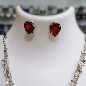 ✨ Korean RED glass stone necklace with stud earrings & adjustable finger ring ✨ - Image 6
