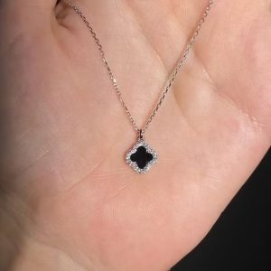 ✨ Korean Chain Pendant | Stainless Steel Chain with Clover Pendant for Girls & Women ✨ - Image 3