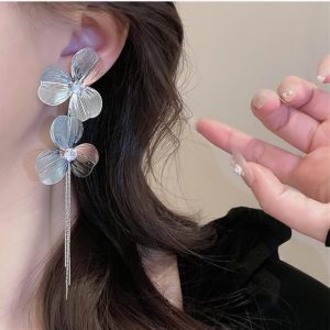 ✨ Korean Flower Tassel Earrings for Girls & Women ✨ - Image 4