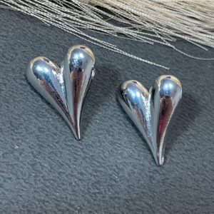 ✨ Korean Heart Shape Alloy Steel Stud Pin Earrings for Girls & Women ✨ - Image 3