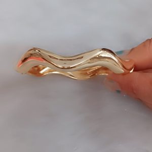 ✨ Gold Plated Anti Tarnish Stainless Steel Wave Design Openable Bracelet for girls & women ✨ - Image 4